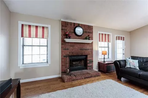 Living - 890 E Riverside Dr, Grapevine, TX 76051 photo 3 of 6