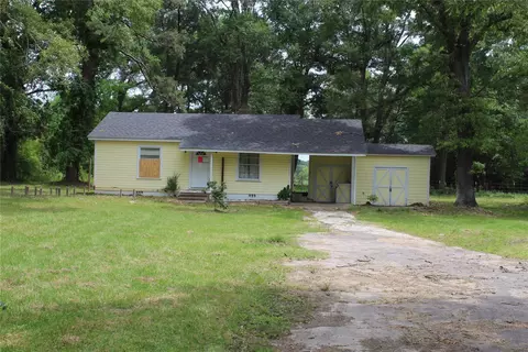 929 Forsythe St, Carthage, TX 75633