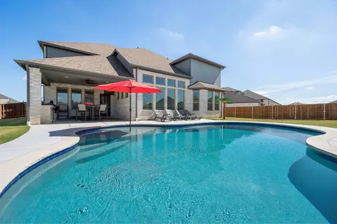 1413 Thunderbird Dr, Haslet, TX 76052
