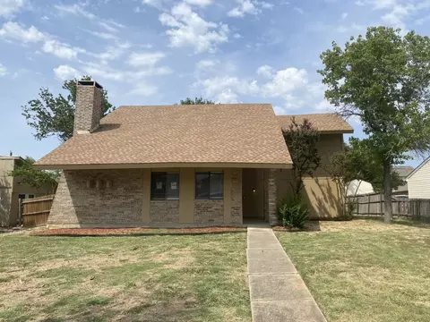 1715 Chesterfield Dr, Carrollton, TX 75007
