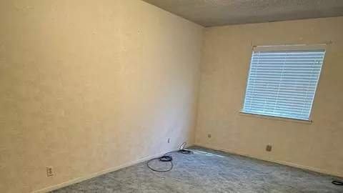38 Circle Dr, Denison, TX 75021 photo 10