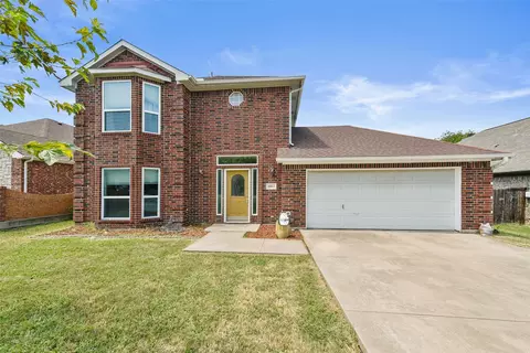 1813 Avenue F, Grand Prairie, TX 75051