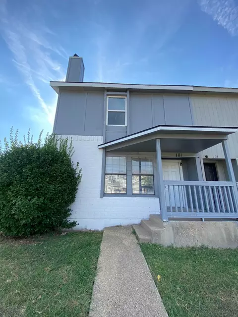 101 Montego Dr, Mesquite, TX 75149