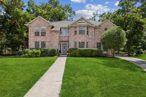 2820 Saint Charles Dr, Plano, TX 75074