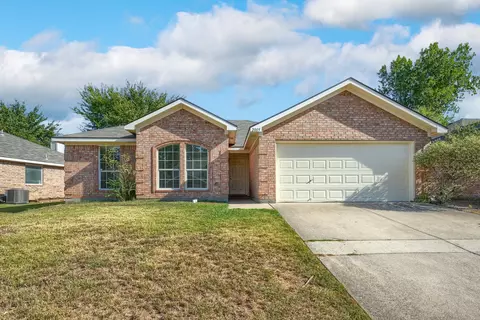 2005 Cancun Dr, Mansfield, TX 76063