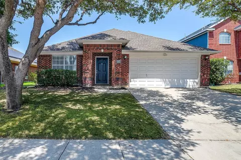 5413 Trout Creek Ct, Watauga, TX 76137