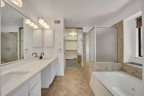 513 Cecil Ln, Euless, TX 76039 photo 18