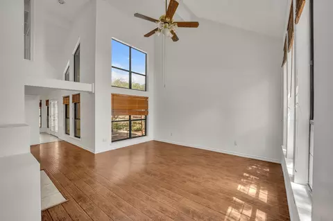 513 Cecil Ln, Euless, TX 76039 photo 5