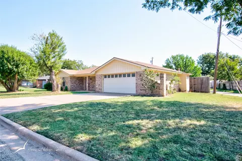 4941 Hialeah Dr, Abilene, TX 79606