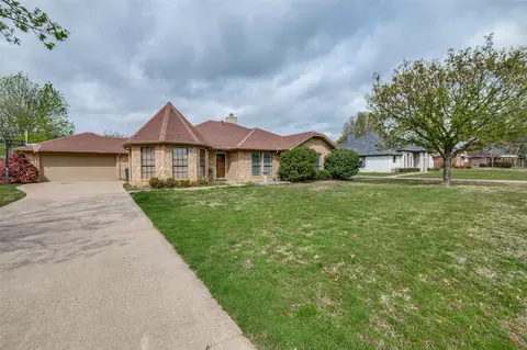 2994 Lake Dr, Southlake, TX 76092