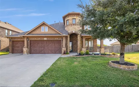 9709 Cypress Lake Dr, Crowley, TX 76036