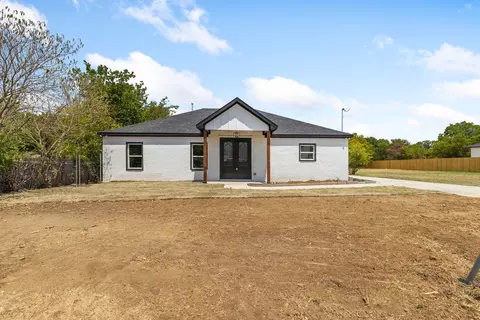 3317 Howard St, Fort Worth, TX 76119