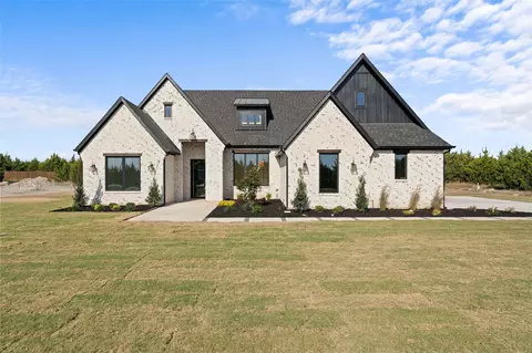 3031 Glen Oaks Dr, Waxahachie, TX 75165