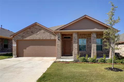2208 Richburg St, Fort Worth, TX 76108