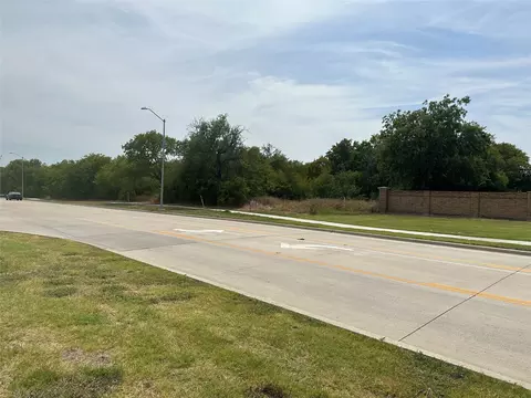 1150 E Seeton Rd, Grand Prairie, TX 75054