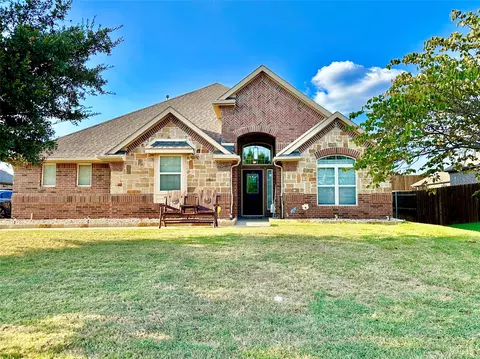 2205 Louis Trl, Weatherford, TX 76087