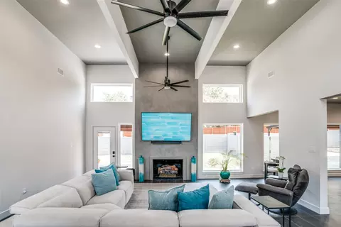 11510 Midway Rd, Dallas, TX 75229