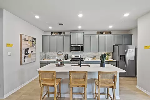 207 Territory Trl, Fort Worth, TX 76120