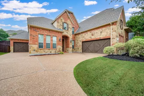 2706 Broadway Dr, Trophy Club, TX 76262