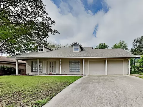 3040 San Marcos Dr, Fort Worth, TX 76116