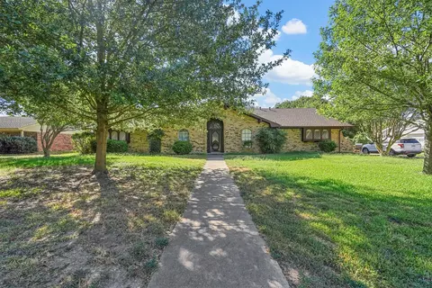 116 Laurel Trl N, Terrell, TX 75160