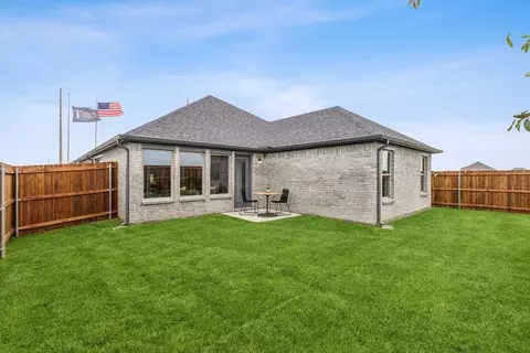 2129 Pedigree Ln, Seagoville, TX 75159