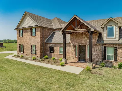 4946 Farm Road 38 Rd S, Brookston, TX 75421
