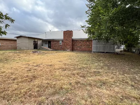 107 9th St, Comanche, TX 76442 photo 26
