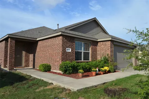1807 Meadow Crest Dr, Princeton, TX 75407