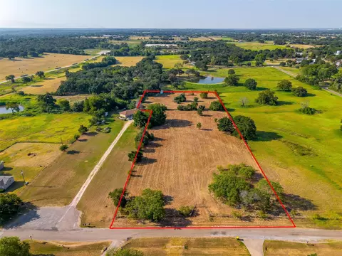 1808 Sunset Dr, Joshua, TX 76058