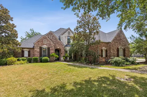 913 Bridle Path Ct, Heath, TX 75032