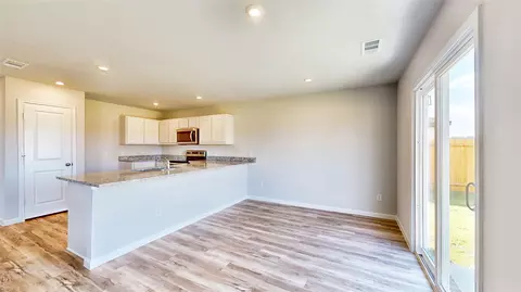 116 Cooper Dr, Cleburne, TX 76031 photo 12