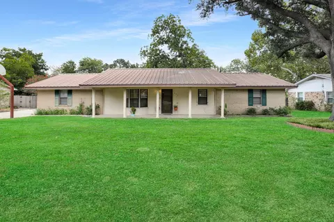 404 Sunset Dr, Fairfield, TX 75840