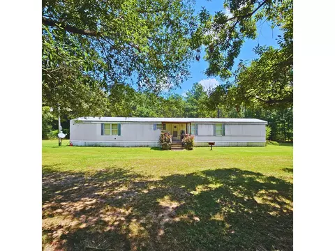 169 Mt Olive Rd, Coushatta, LA 71019