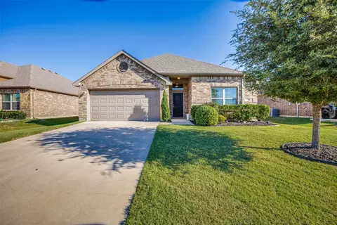 319 Pecos Dr, Crandall, TX 75114