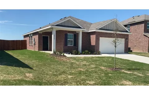 4905 Gadwall Dr, Fort Worth, TX 76179