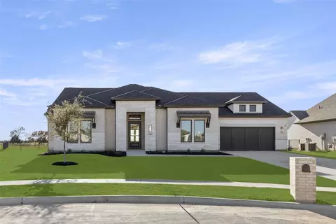 808 Albatross Ct, Heath, TX 75126
