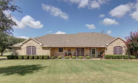 5120 Niguel Ct, Crowley, TX 76036