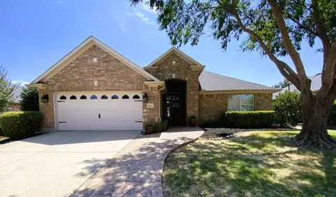 9517 Lindenwood Trl, Denton, TX 76207