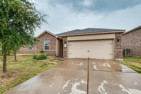1610 Park Trails Blvd, Princeton, TX 75407