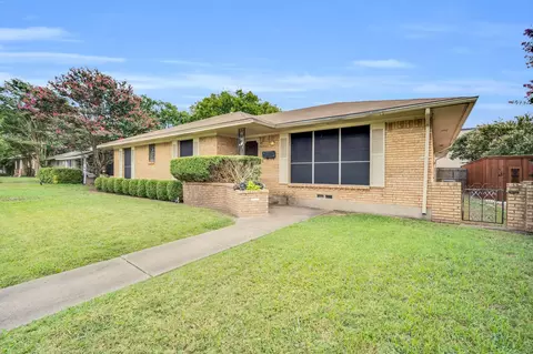 714 Rea Ave, Lancaster, TX 75146 photo 2
