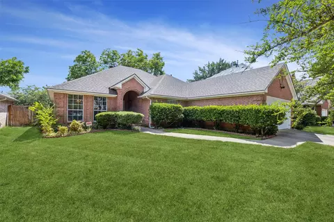 4202 Hideaway Dr, Arlington, TX 76017