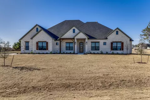 6011 Sage Oaks Dr, Midlothian, TX 76065