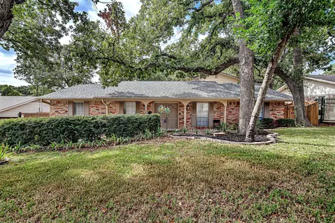 7540 Madeira Dr, Fort Worth, TX 76112