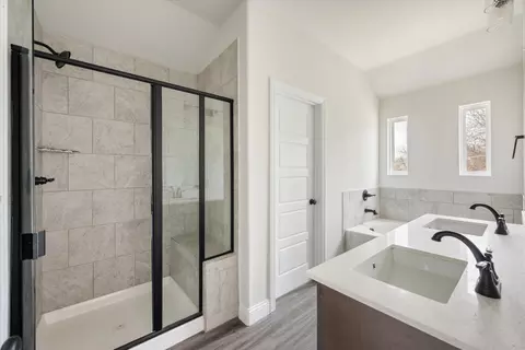 515 Elizabeth St, Irving, TX 75060
