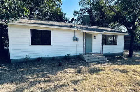 610 E Grand Ave, Comanche, TX 76442 photo 24