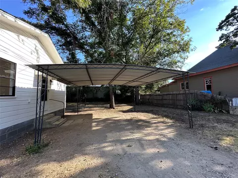 610 E Grand Ave, Comanche, TX 76442 photo 23
