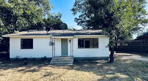 610 E Grand Ave, Comanche, TX 76442 photo 25