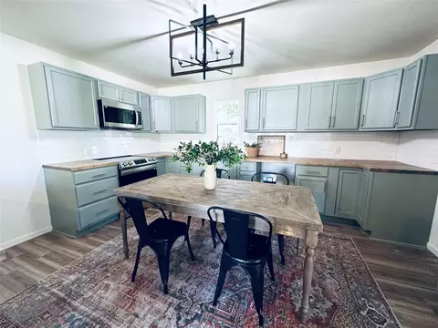 610 E Grand Ave, Comanche, TX 76442 photo 5