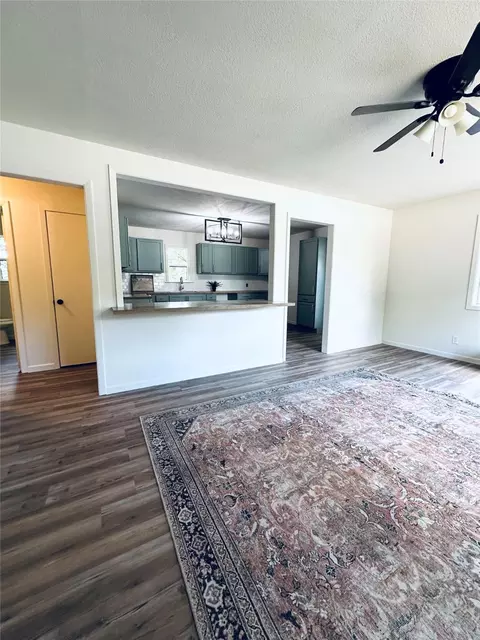 610 E Grand Ave, Comanche, TX 76442 photo 11